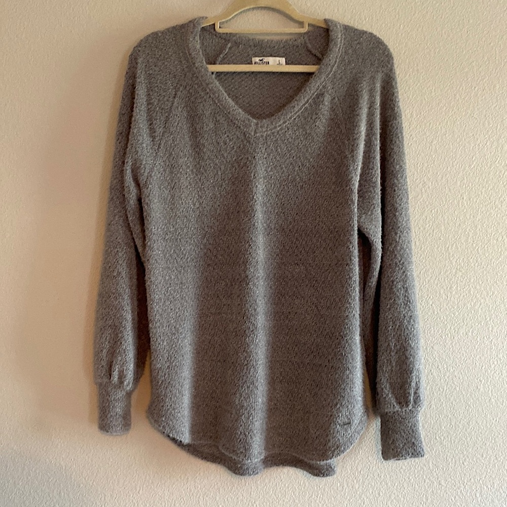 Hollister Grey Soft Sweater (never worn)